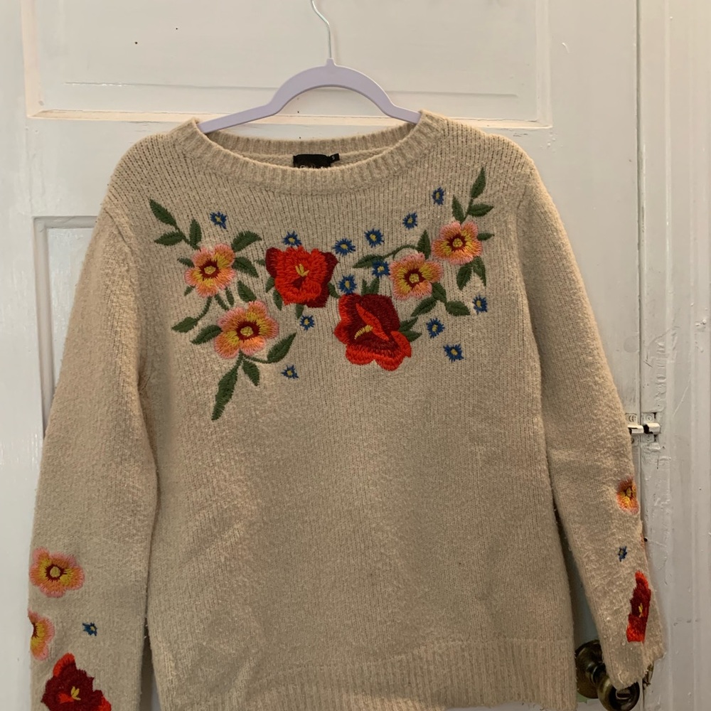 Embroidered Sweater - Picture 2 of 4